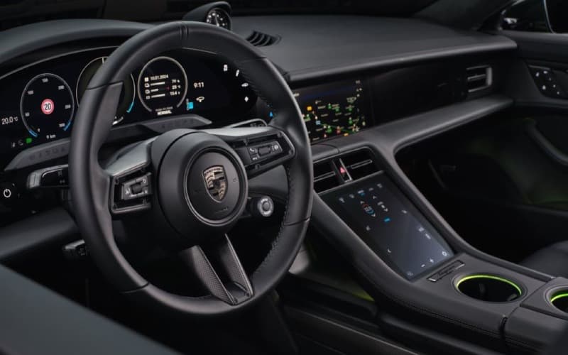 Benefits of Financing the 2025 Porsche Taycan Long-Term